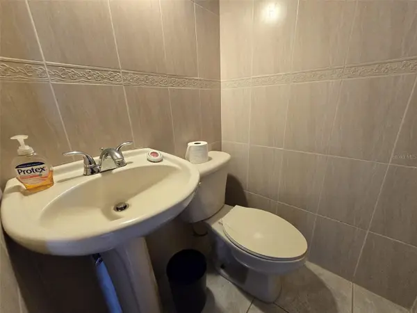 685 HACIENDA LA MILAGROSA, Manati, PR 00674