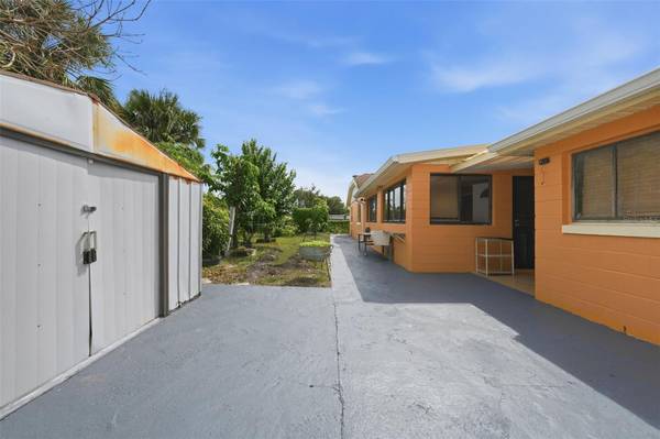 125 PANSY CT, Kissimmee, FL 34743