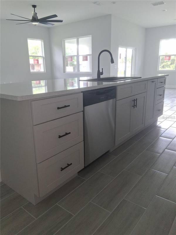 799 799 WHITE CLOUD SW, Palm Bay, FL 32908