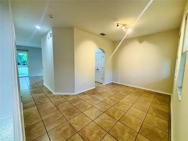 13635 ARTESA BELL DR, Riverview, FL 33579