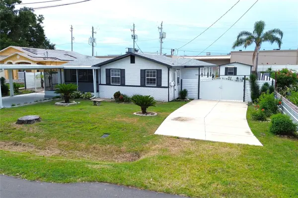 8512 SUNBEAM LN, Tampa, FL 33615