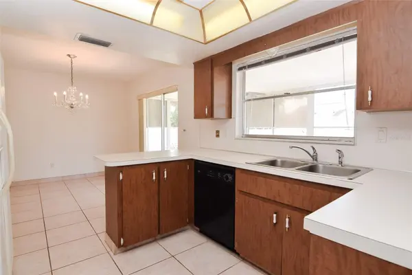 13594 MONALEE AVE, Seminole, FL 33776