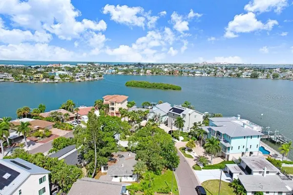388 12TH AVE, Indian Rocks Beach, FL 33785