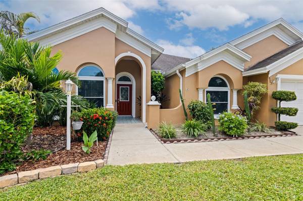 903 WHIPPOORWILL DR, Palm Harbor, FL 34683