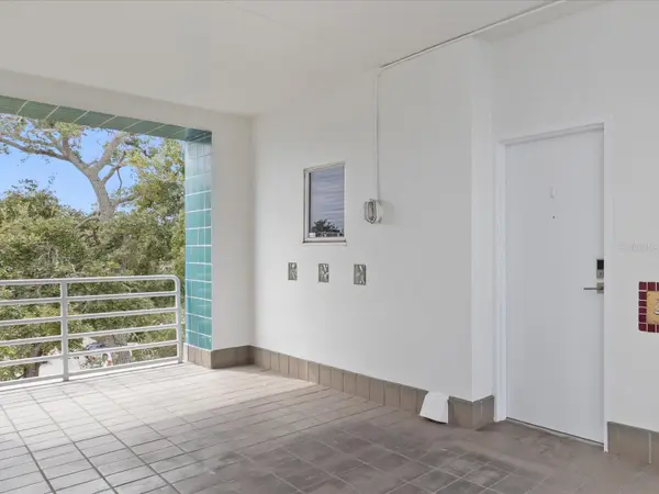 4950 BAYSHORE BLVD #28, Tampa, FL 33611
