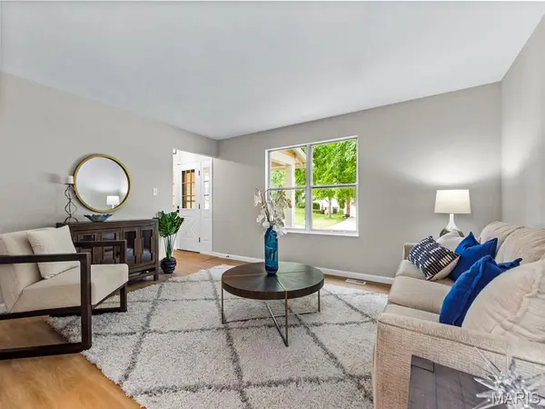 920 Blake CT, St Peters, MO 63376