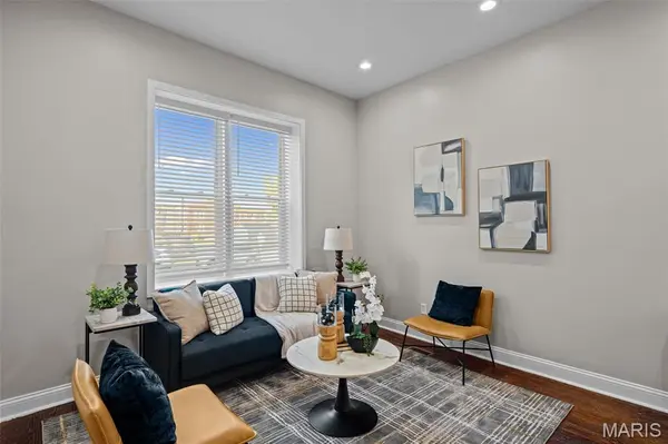 3106 Magnolia AVE, St Louis, MO 63118