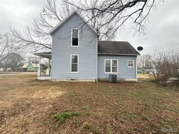 211 S 6th ST, Deepwater, MO 64740