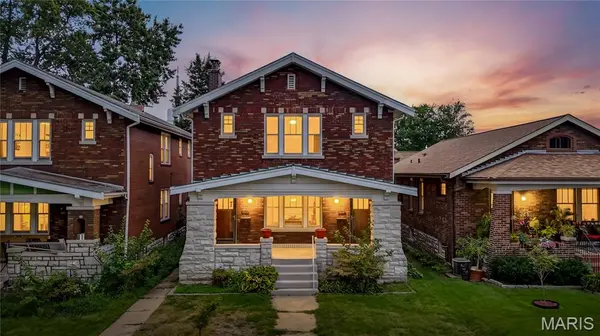3942 Dover PL, St Louis, MO 63116