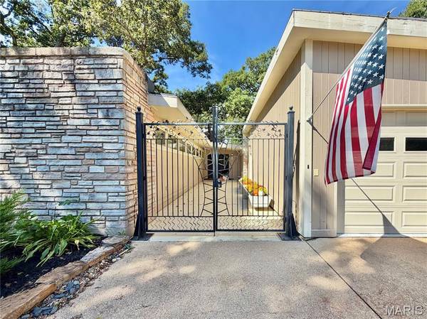 800 E 10th ST, Salem, MO 65560