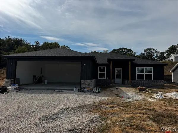959 Rifle DR, Cape Girardeau, MO 63701