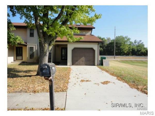 102 MILL DR #A, O'fallon, IL 62269