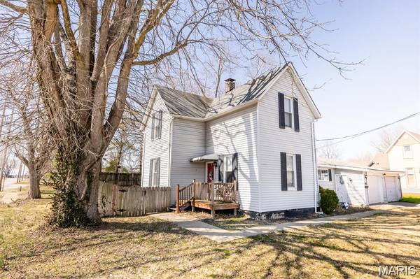 415 S OAK ST, O'fallon, IL 62269