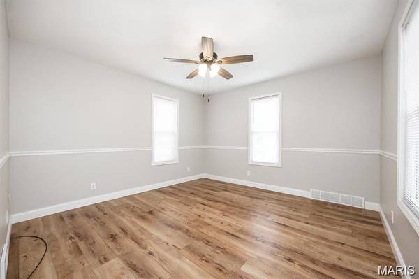 415 S OAK ST, O'fallon, IL 62269
