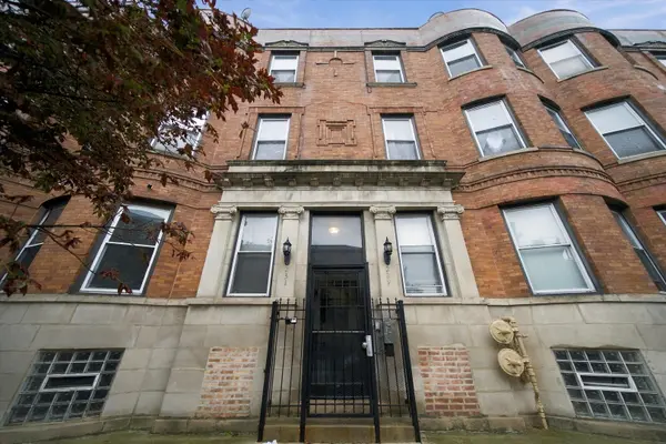 231 E 59th ST #1, Chicago, IL 60637
