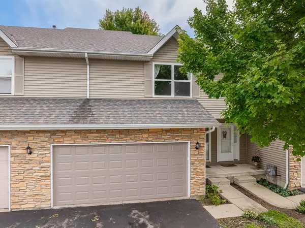 1134 Rose DR, Sycamore, IL 60178