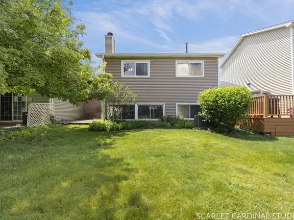 376 Thorncliffe DR, Glendale Heights, IL 60139