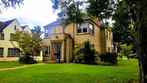 1351 W Lincoln BLVD, Freeport, IL 61032