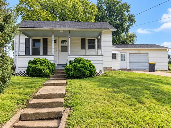 104 N Arthur ST, Hanover, IL 61041