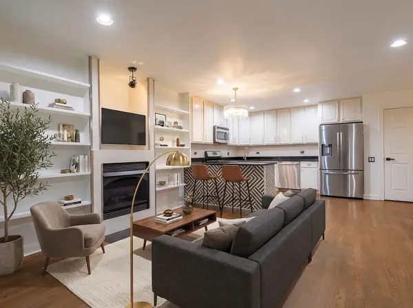2625 N Ashland AVE #1A, Chicago, IL 60614