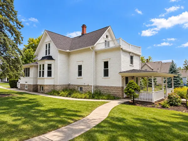 125 S Maple ST, Itasca, IL 60143