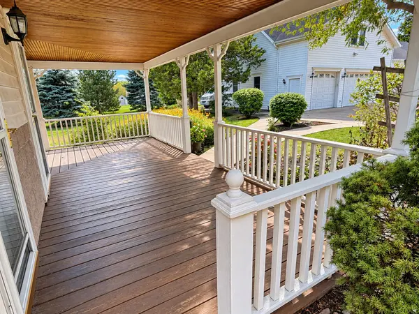 125 S Maple ST, Itasca, IL 60143