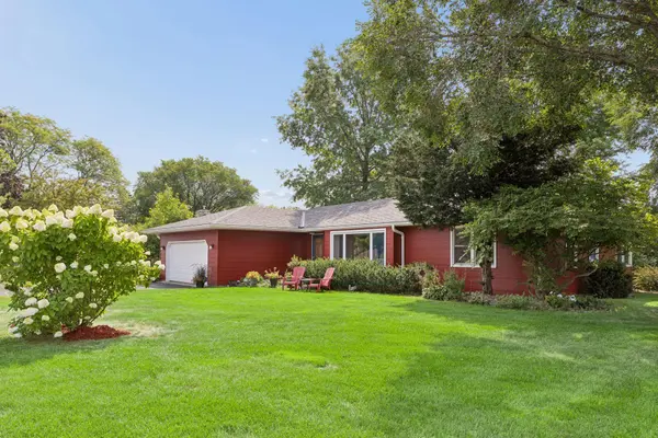 5221 Olson Memorial Hwy Frontage Road, Golden Valley, MN 55422