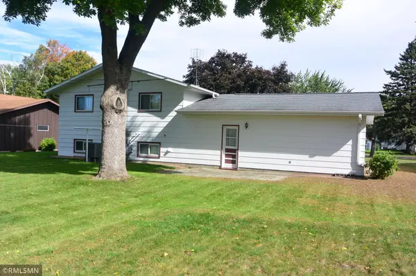 1803 Judd AVE N, Glencoe, MN 55336
