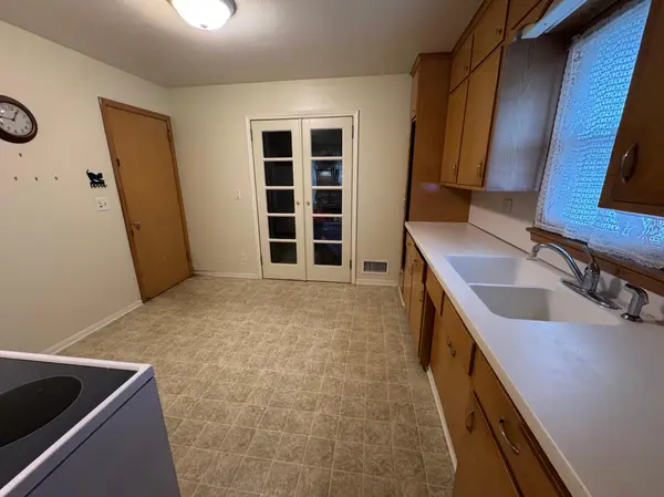 4906 Thomas AVE N, Minneapolis, MN 55430