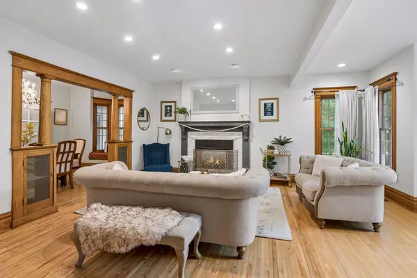 2510 W 22nd ST, Minneapolis, MN 55405