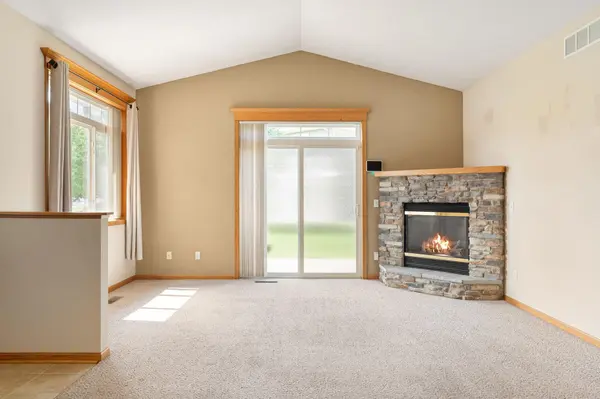 4121 Trumpeter DR SE, Rochester, MN 55904
