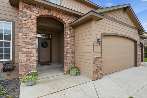 2280 Coppercreek St, Richland, WA 99354