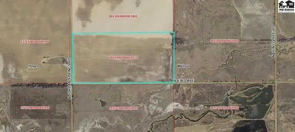W 43rd Ave, Sterling, KS 67579