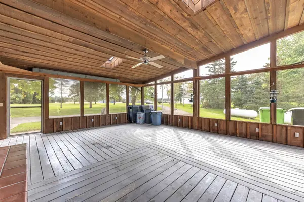 E6562 COUNTY ROAD F, Weyauwega, WI 54983