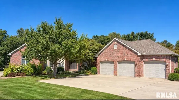 4144 W TANGLEOAKS CT, Peoria, IL 61615