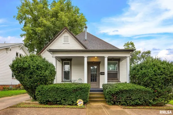 804 STATE ST, Pekin, IL 61554