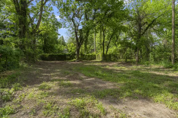 3075 SPOTTSWOOD AVE, Memphis, TN 38111