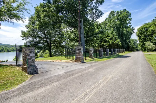 1051 Hiwassee Cir, Decatur, TN 37322