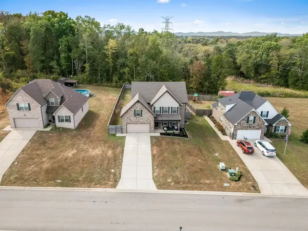3144 Dusenburg Dr, Christiana, TN 37037