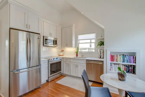 419 Van Buren St, Nashville, TN 37208