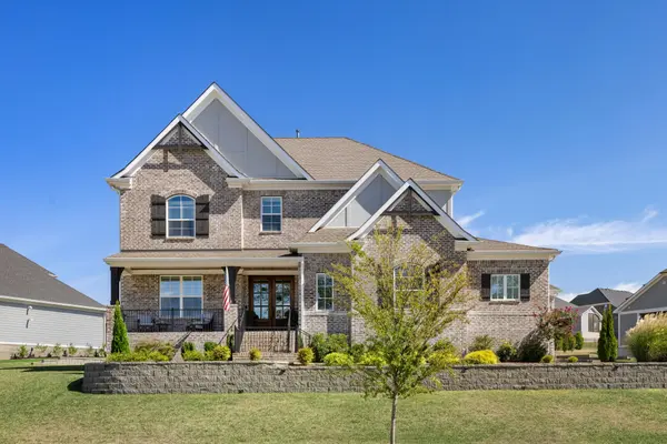 3327 Cherry Jack Ln, Thompsons Station, TN 37179