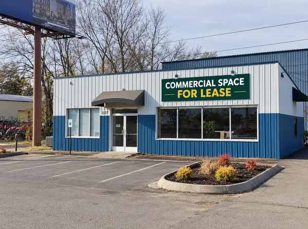 2137 NW Broad St, Murfreesboro, TN 37129