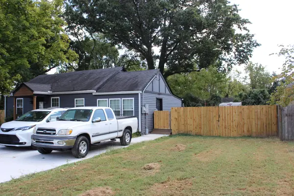 2614 Live Oak Rd, Nashville, TN 37210