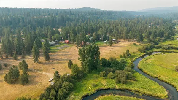 27722 N River Estates Dr, Chattaroy, WA 99003