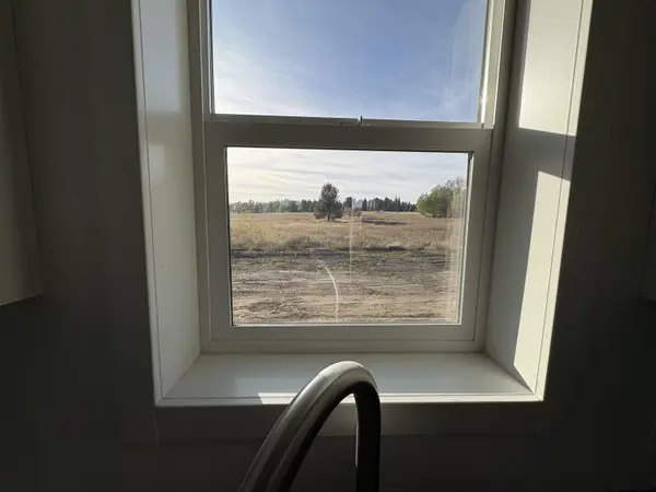 4871 W Enoch Rd, Deer Park, WA 99006