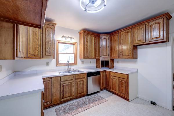 1715 Millington, Winfield, KS 67156