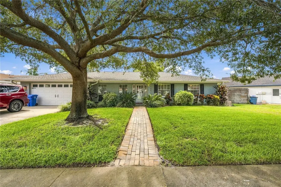 13510 GIBBONS PASS, Tampa, FL 33613