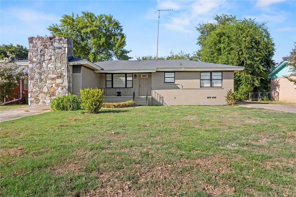 820 W 22nd ST, Ada, OK 74820
