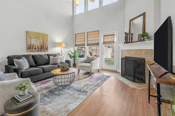 1720 Heath DR, College Station, TX 77845
