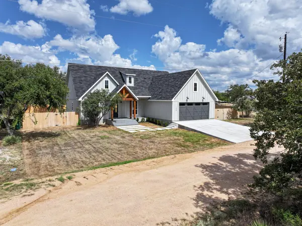 106 W Briar DR, Granite Shoals, TX 78654